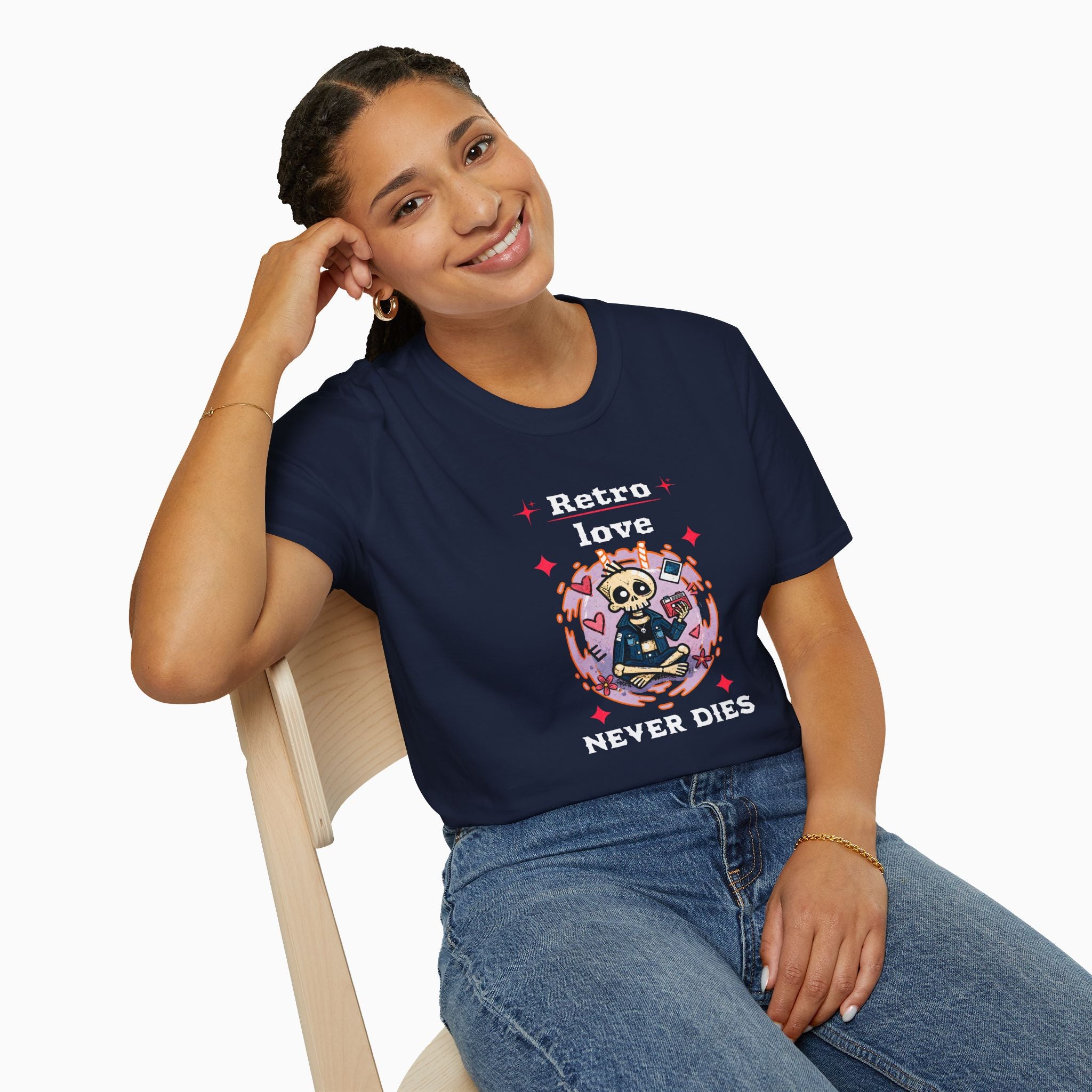 Retro Love, Never Dies Unisex T-Shirt