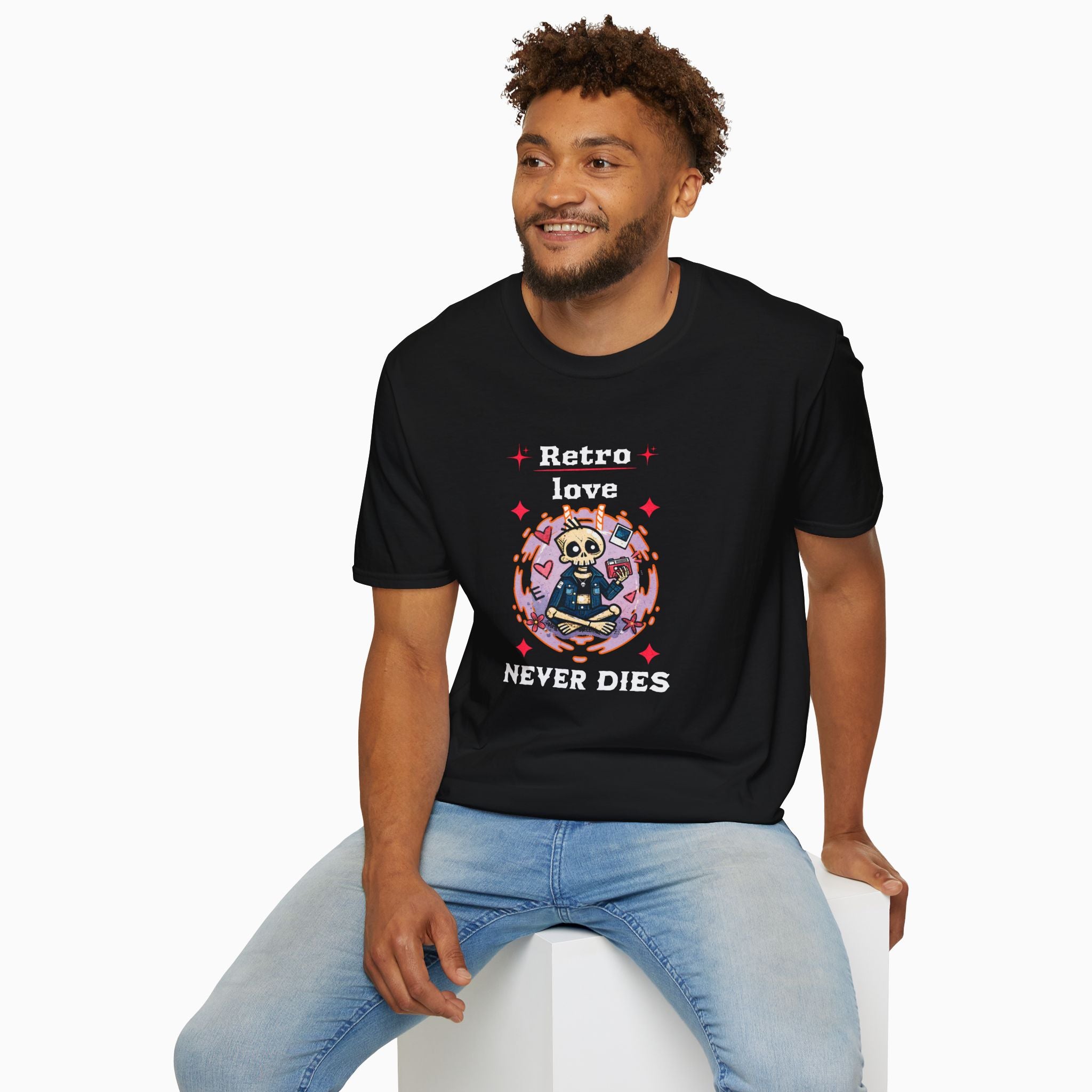 Retro Love, Never Dies Unisex T-Shirt